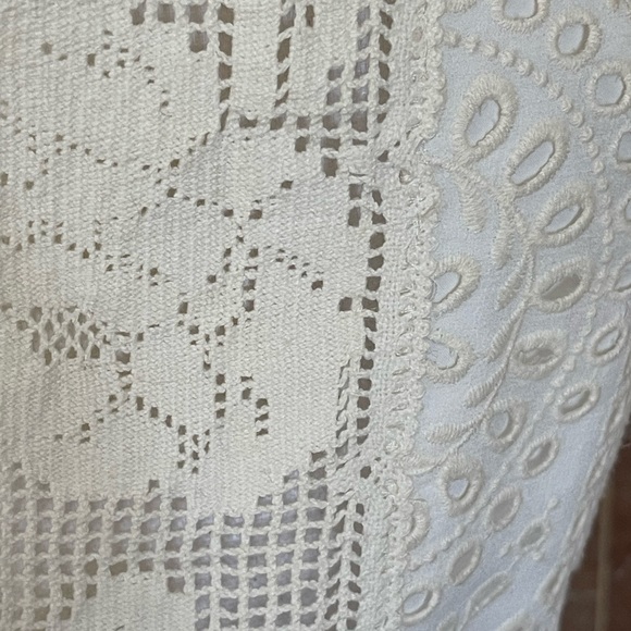 Saylor - Picture 6 of 9